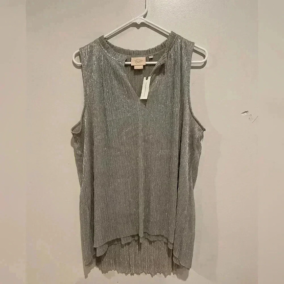 Anthropologie Vanessa Virginia Smocked Metallic Tank Top Women's Tunic NWT - Picture 4 of 6